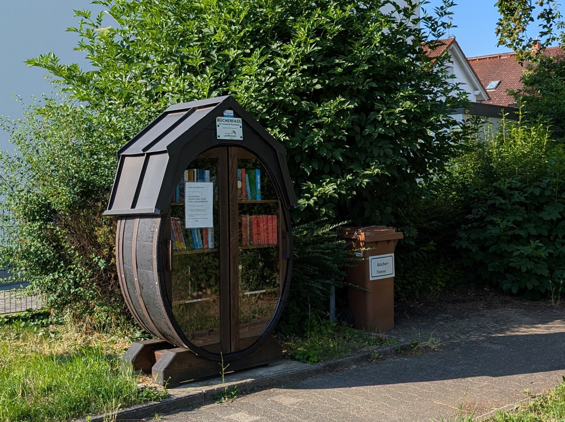 Bücherfass