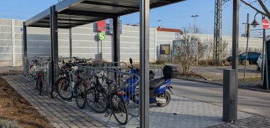 Kleine Anlage am Bahnhofsvorplatz