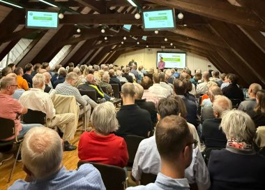 Ratssaal Foto Vortrag im Ratssaal der VG Bodenheim